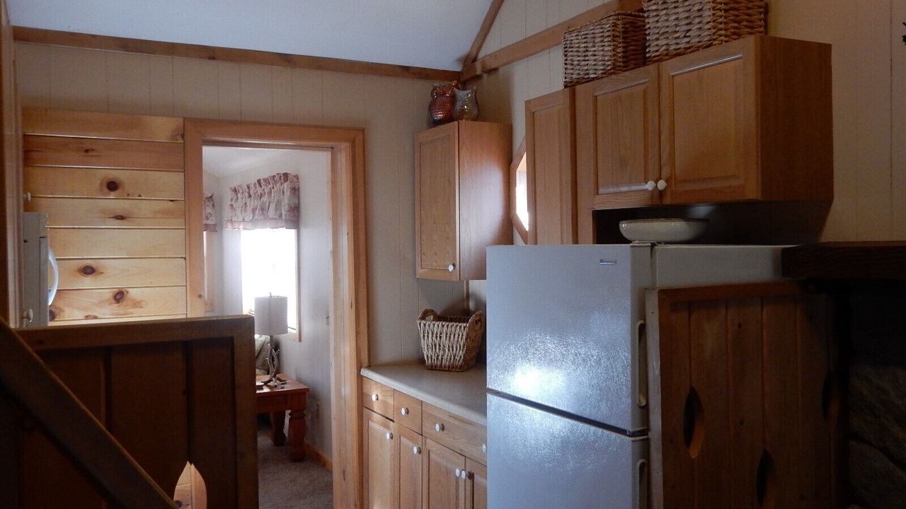 Photo of Others in Rowland