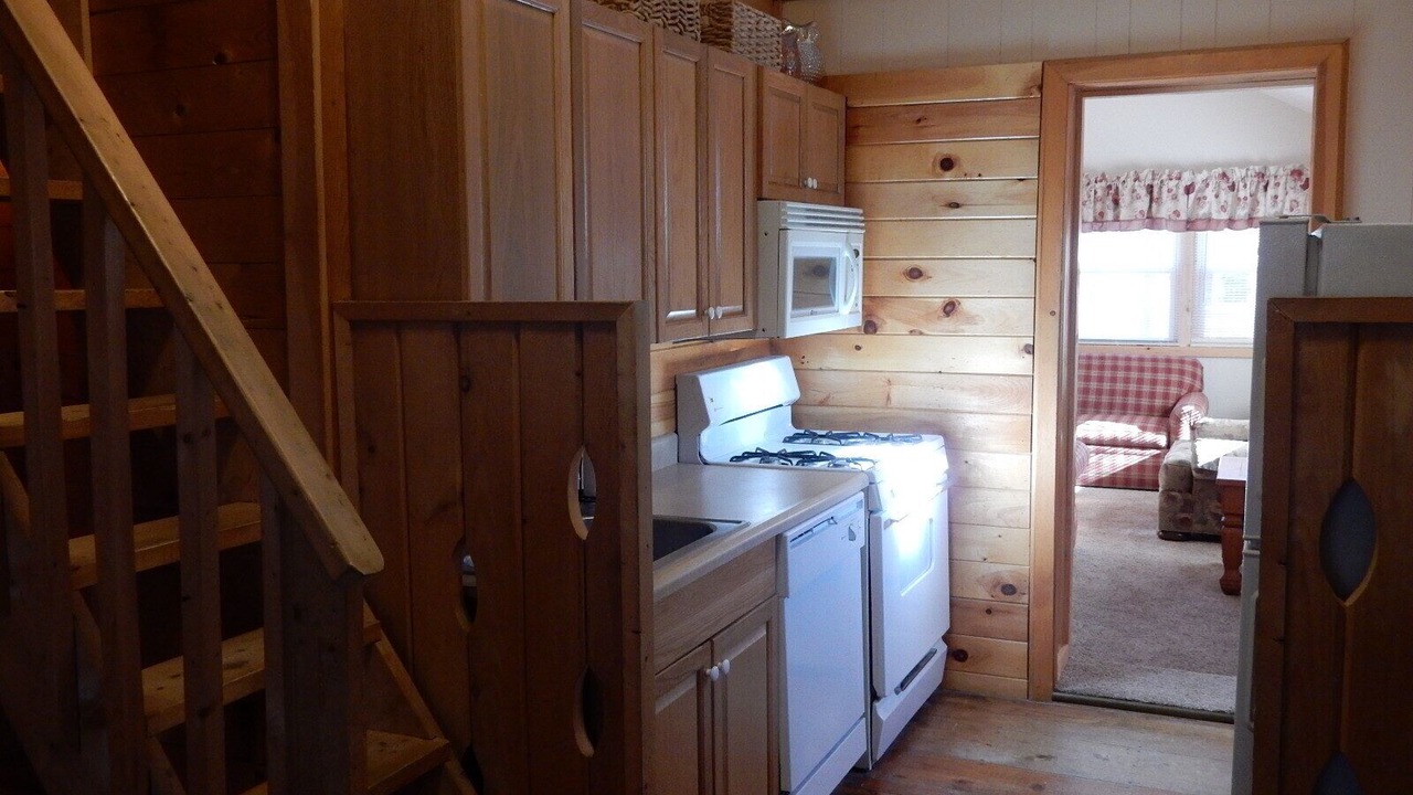 Photo of Others in Rowland