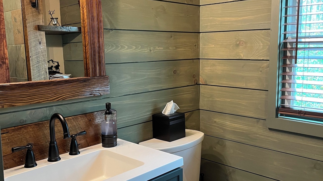 Photo of Bathroom in Jim Thorpe