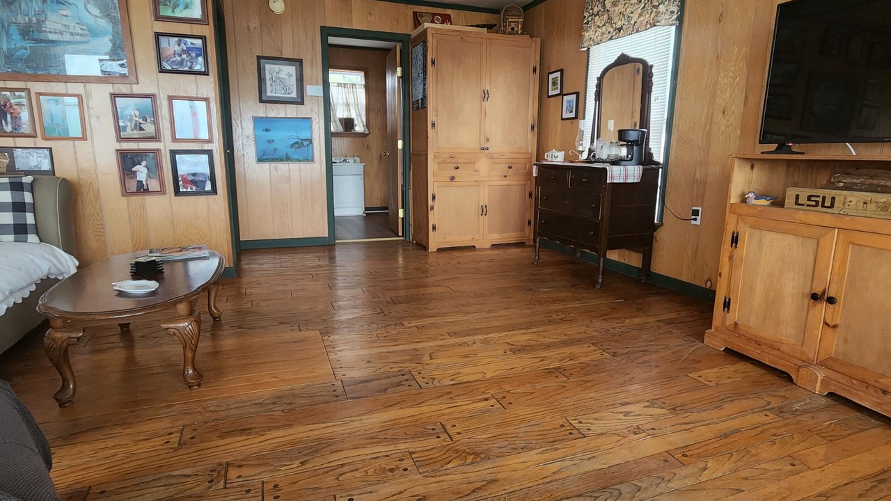 Photo of Others in Pierre Part