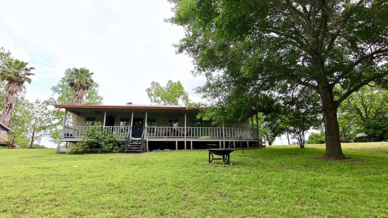 Photo of Outdoor in Martindale