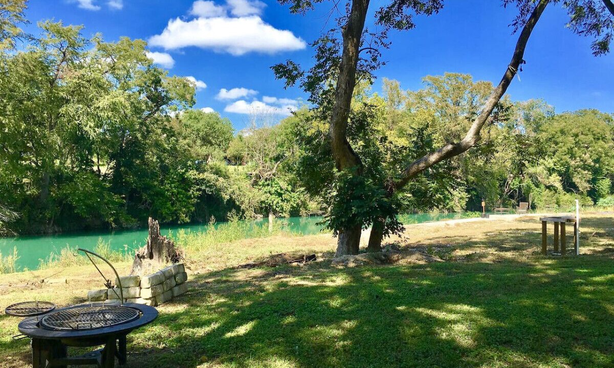 Photo of Outdoor in Martindale