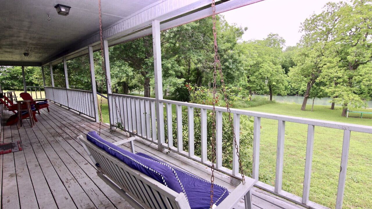 Photo of Patio Balcony in Martindale