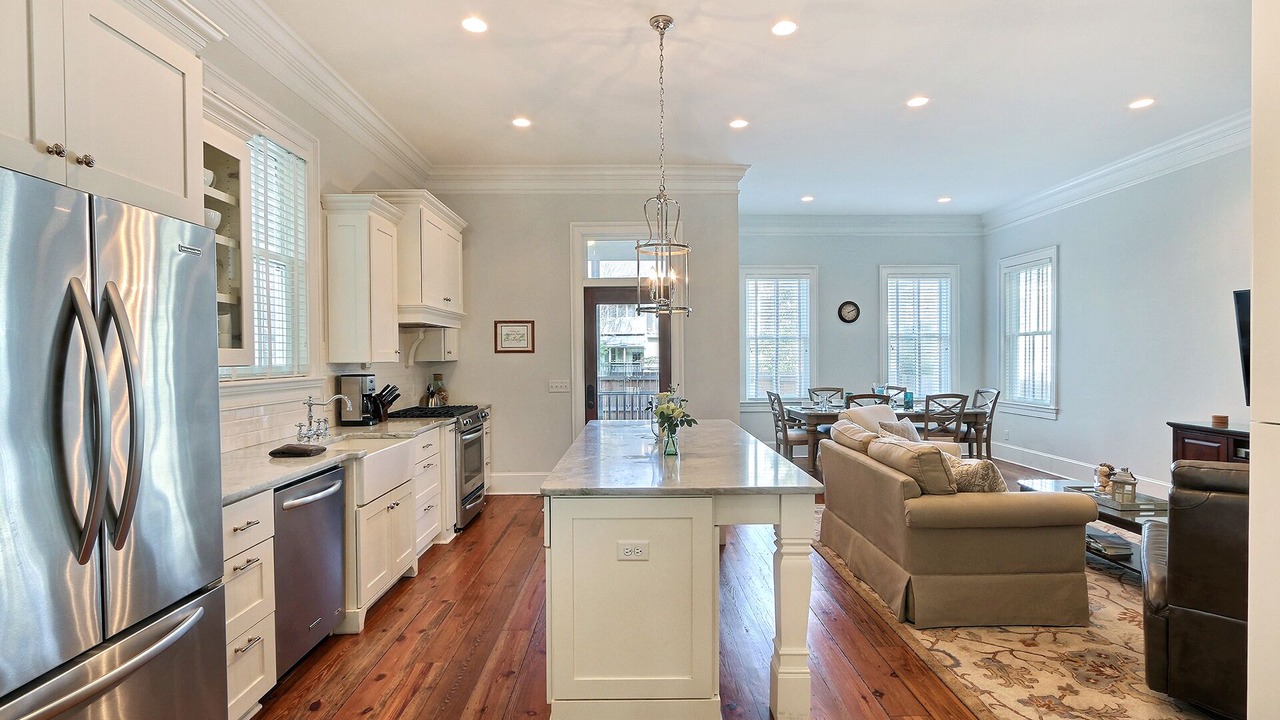 Photo of Others in Savannah Victorian District