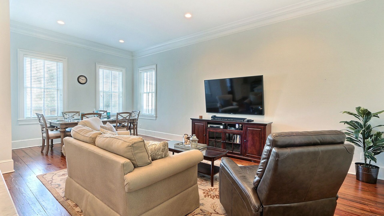 Photo of Livingroom in Savannah Victorian District
