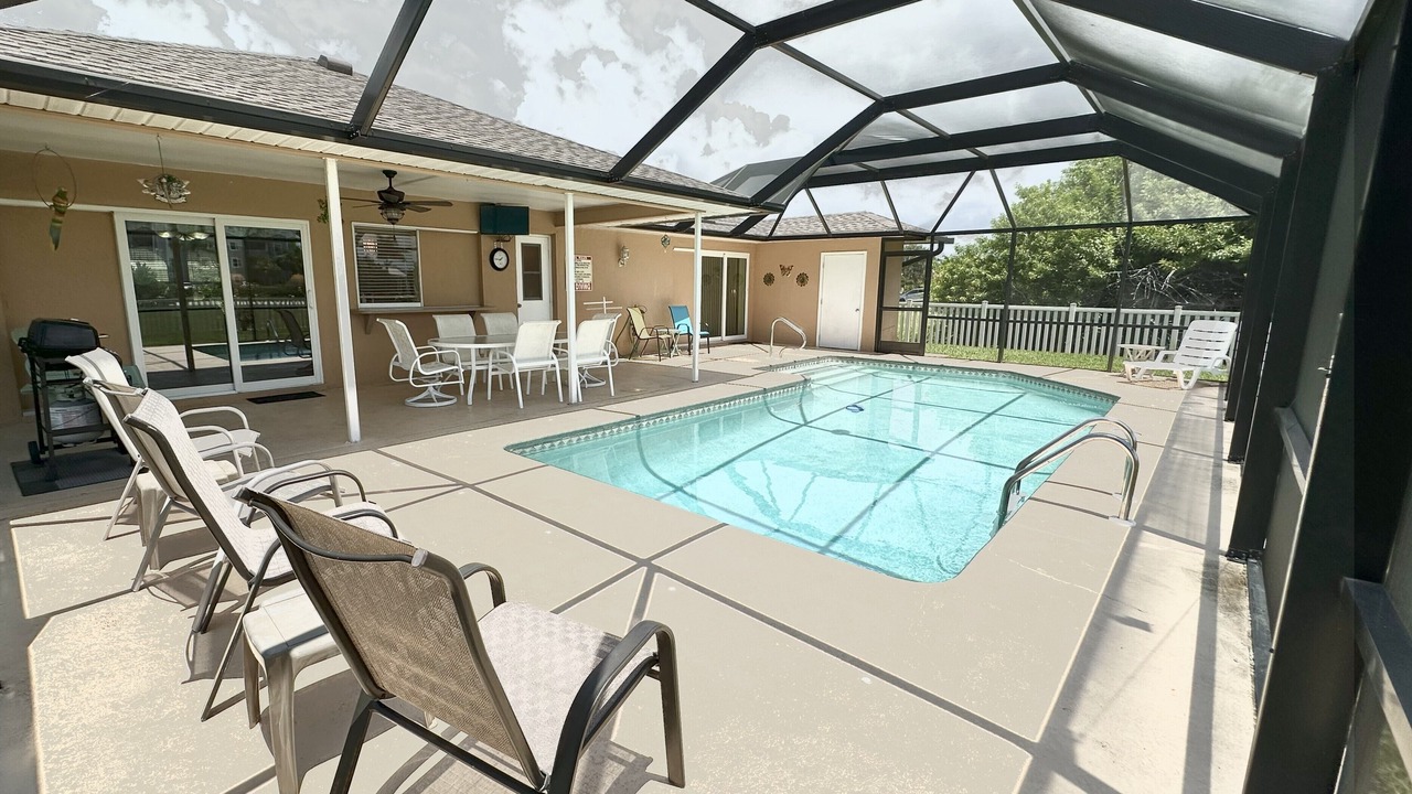 Photo of Outdoor in Pelican