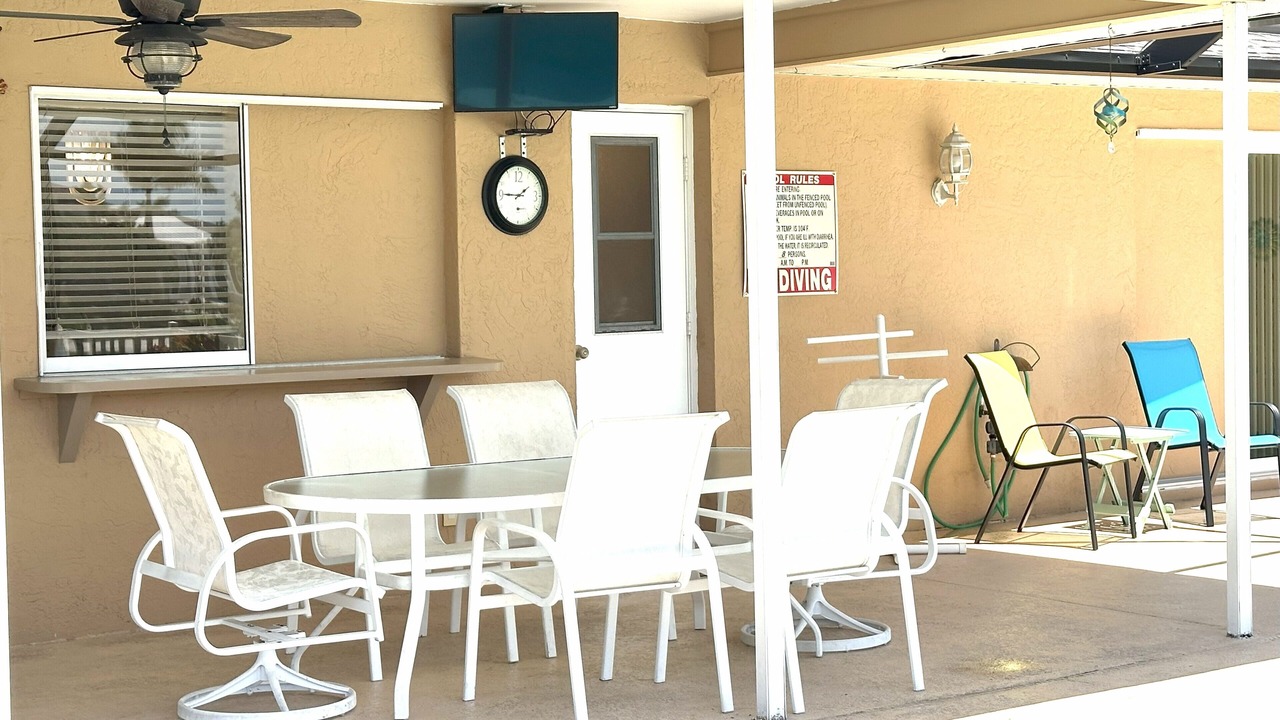 Photo of Outdoor in Pelican