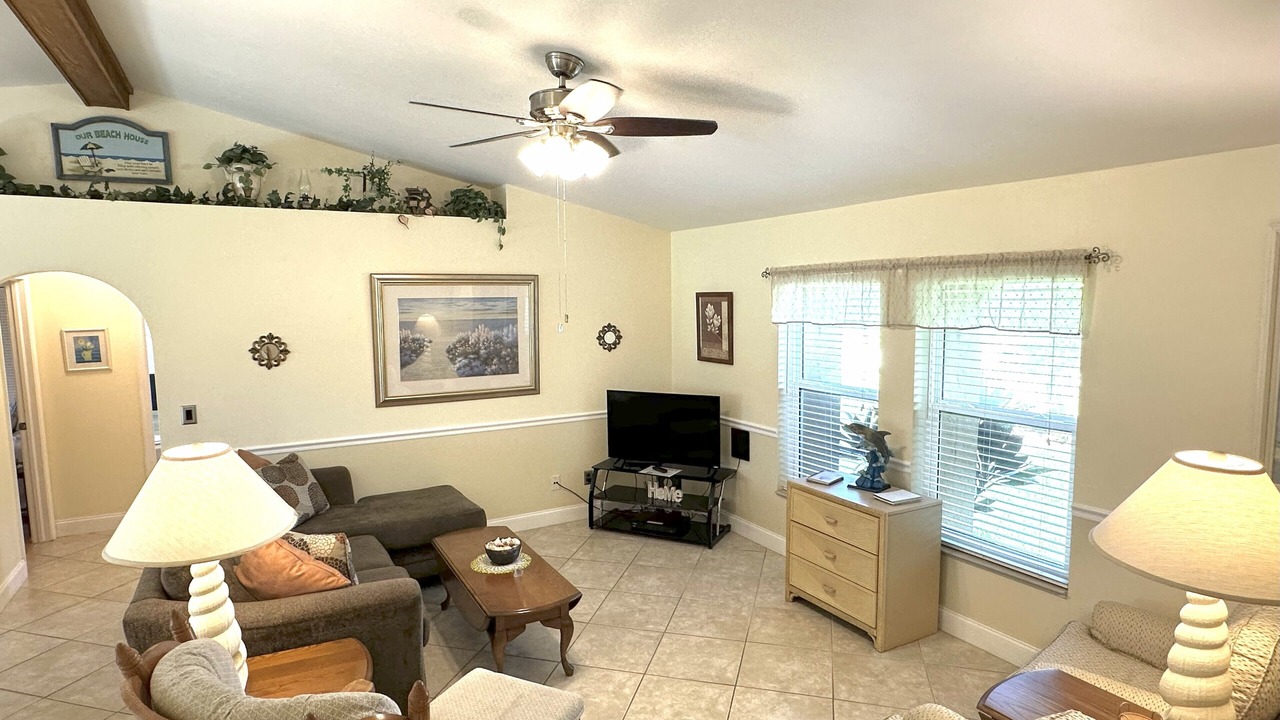 Photo of Bedroom in Pelican