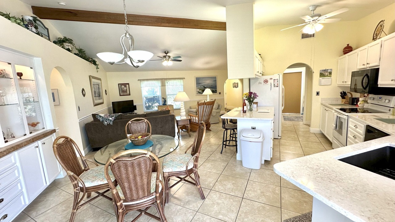 Photo of Outdoor in Pelican