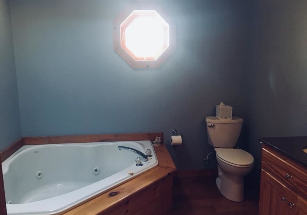 Photo of Bathroom in Roxboro