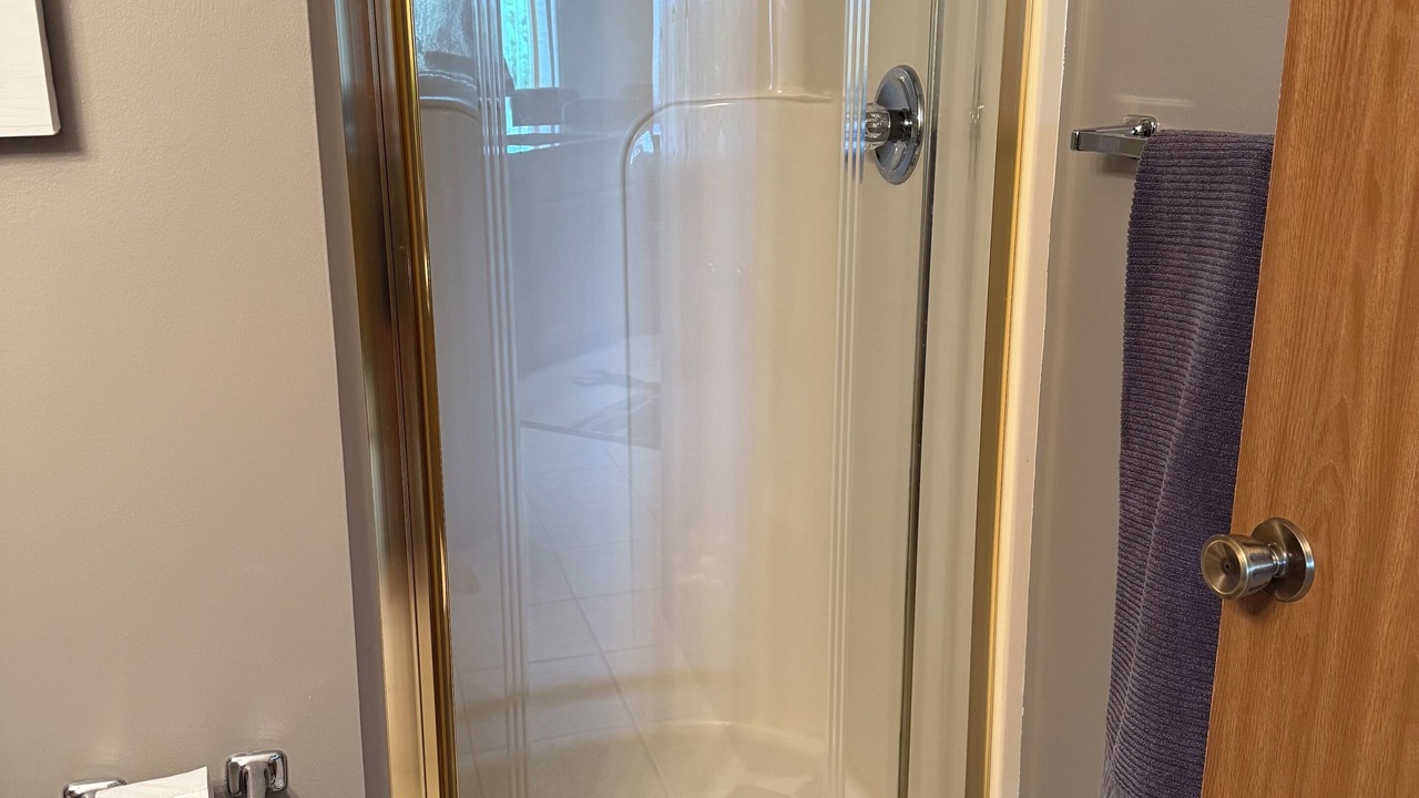 Photo of Bathroom in The Galena Territory
