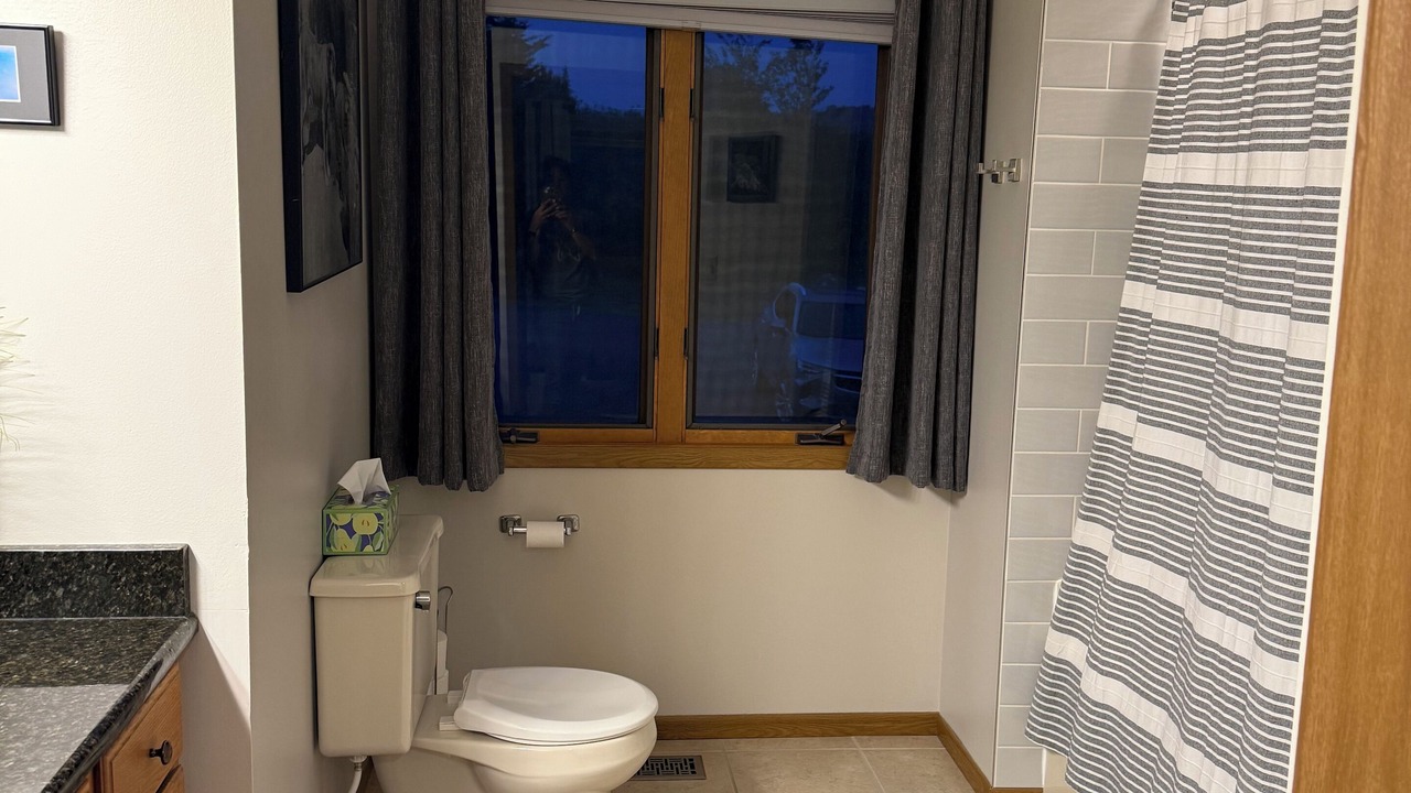 Photo of Bathroom in The Galena Territory