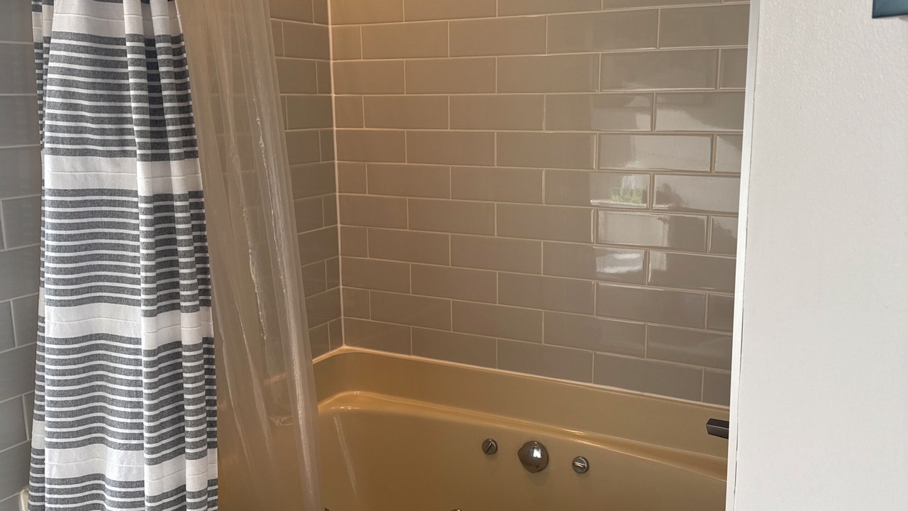 Photo of Bathroom in The Galena Territory