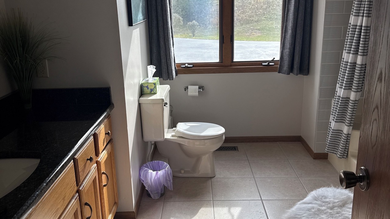 Photo of Bathroom in The Galena Territory