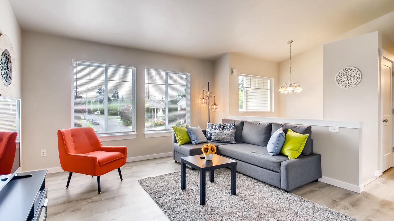 Photo of Livingroom in Picnic Point-North Lynnwood
