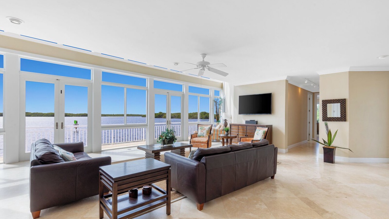 Photo of Livingroom in Ocean Isle Estates