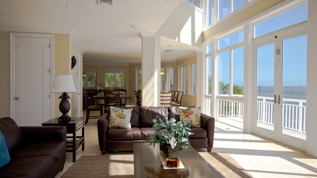 Photo of Livingroom in Ocean Isle Estates