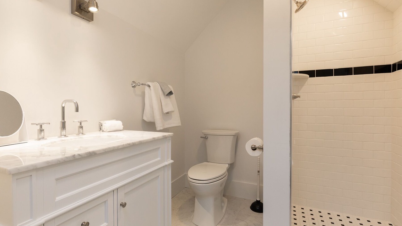 Photo of Bathroom in York Harbor