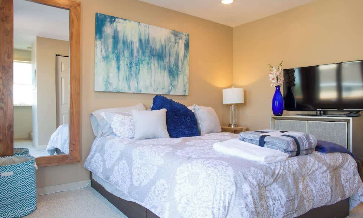 Photo of Bedroom in Newburyport