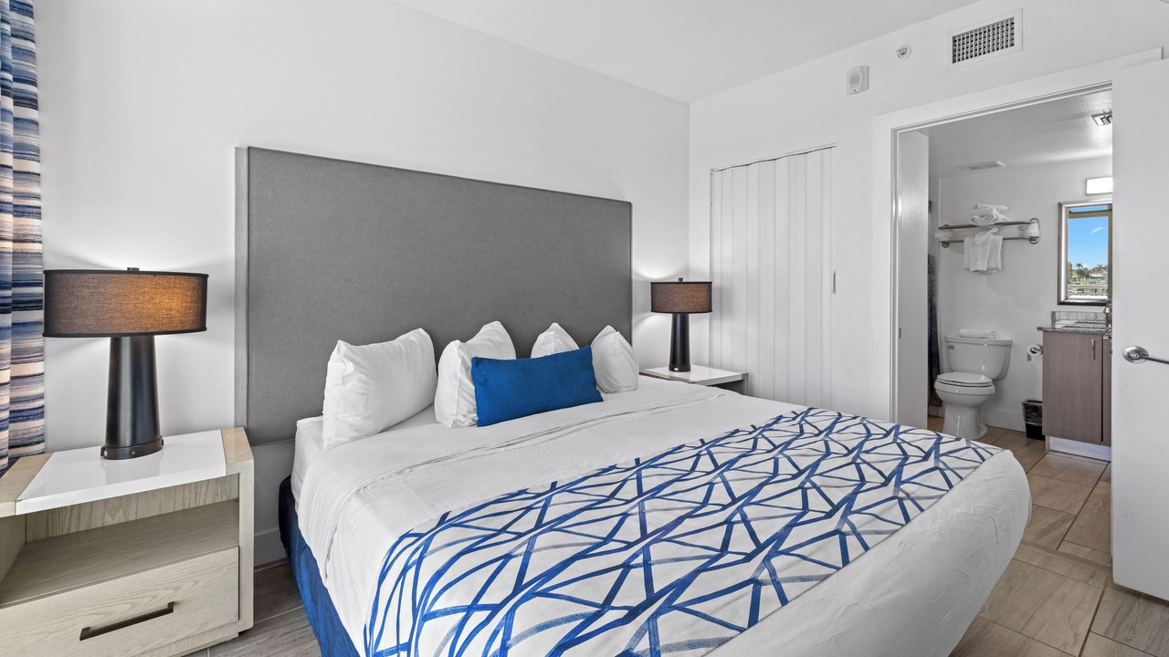 Photo of Bedroom in Treasure Island
