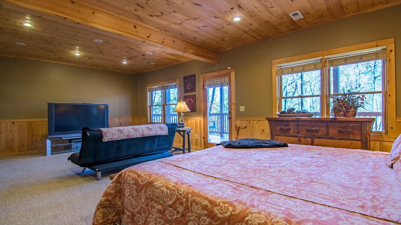 Photo of Bedroom in Blue Ridge