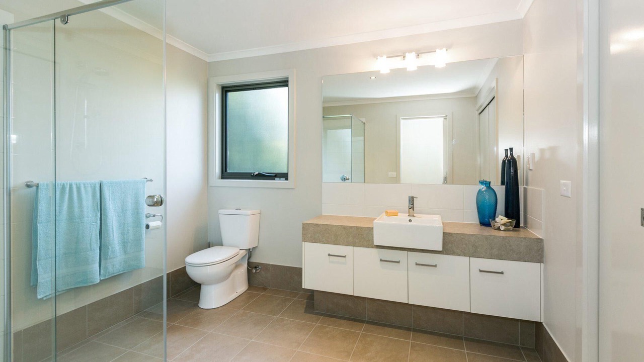 Photo of Bathroom in Lorne