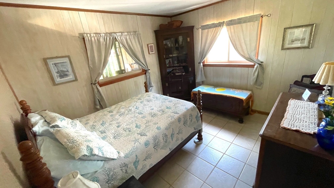Photo of Bedroom in Ophelia
