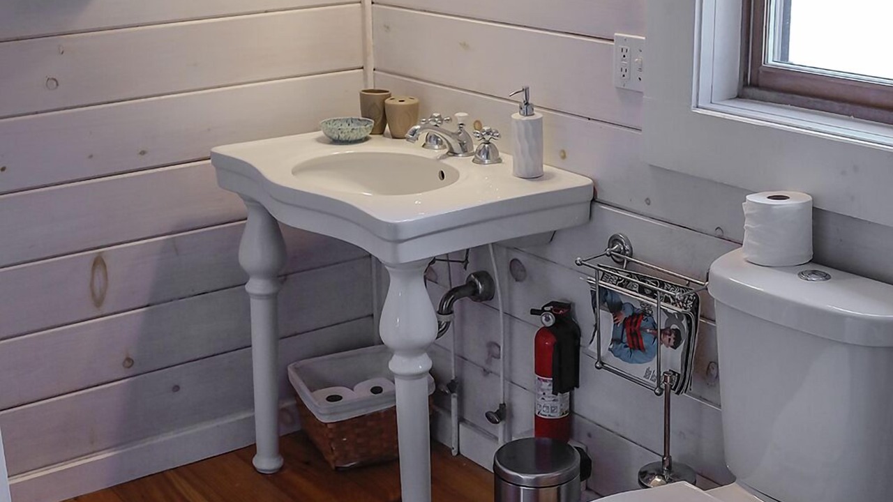 Photo of Bathroom in Narrowsburg