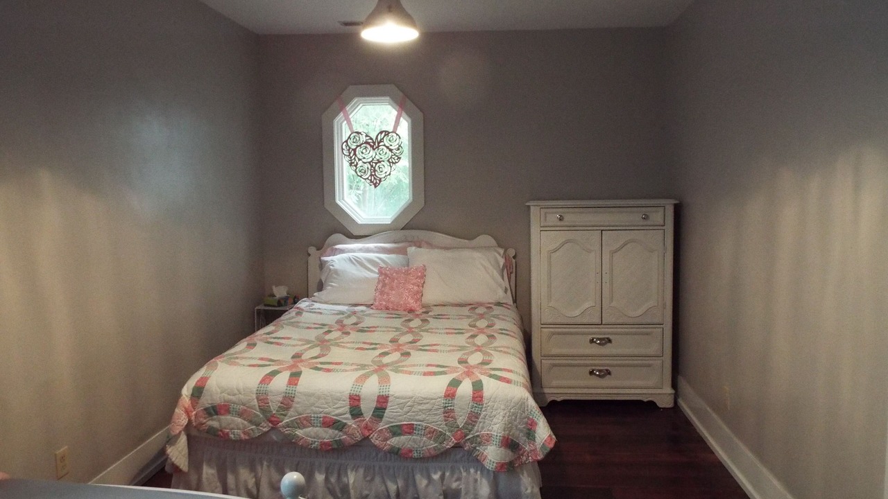 Photo of Bedroom in Marshall