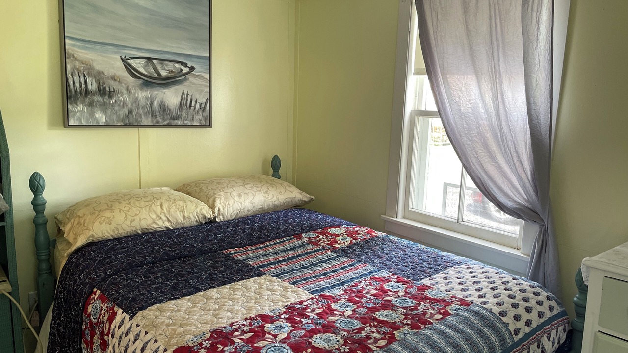 Photo of Bedroom in Cape Vincent
