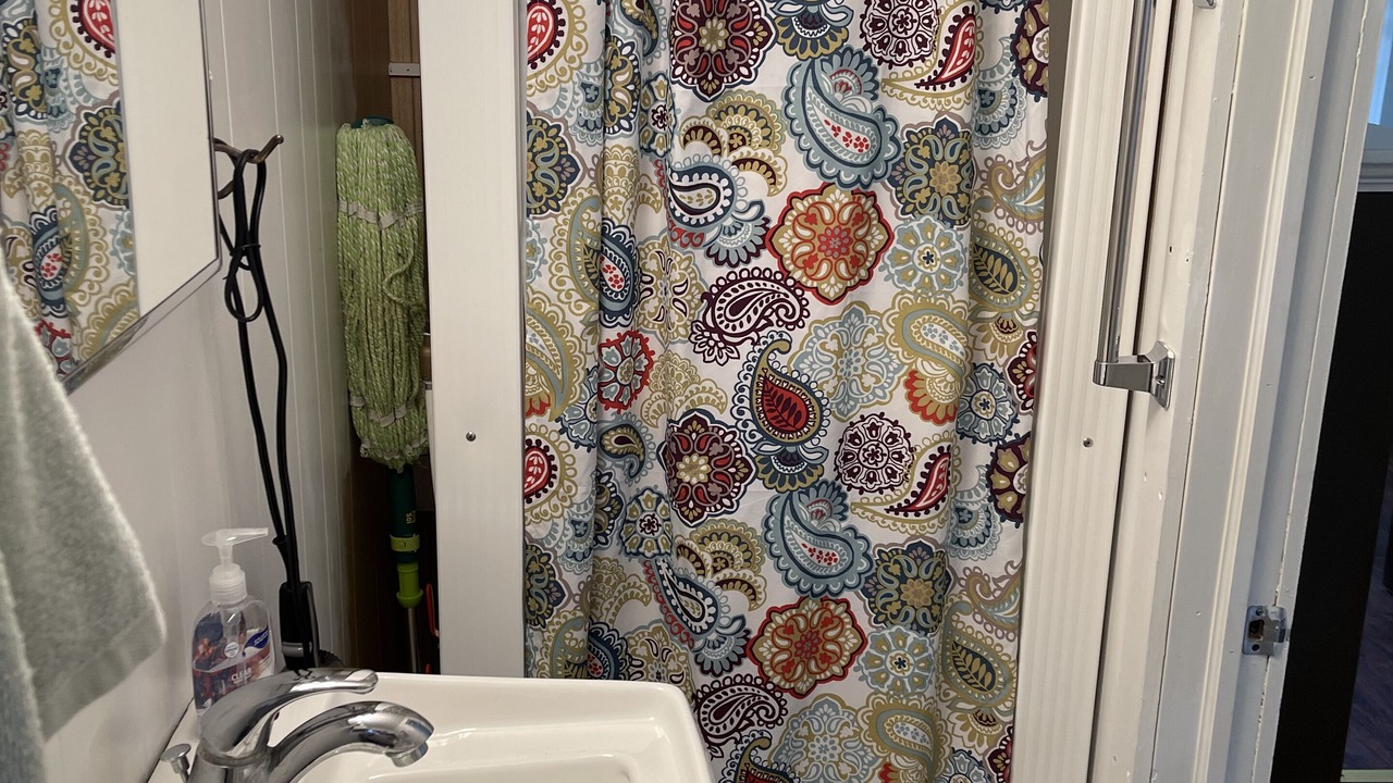 Photo of Bathroom in Cape Vincent
