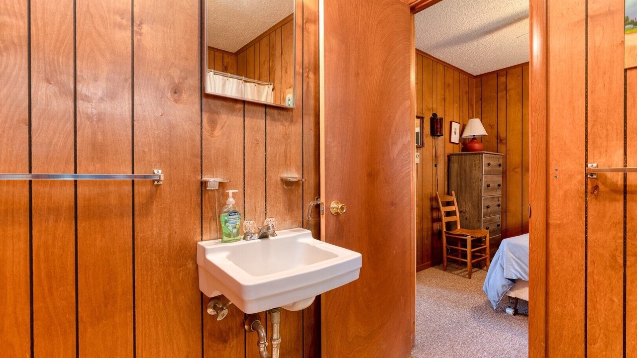 Photo of Bathroom in Nags Head