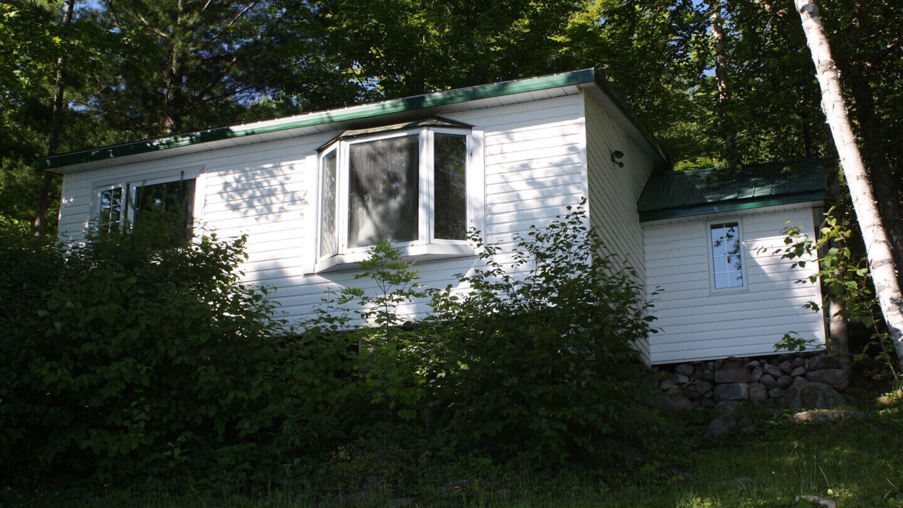 Photo of Others in Addington Highlands