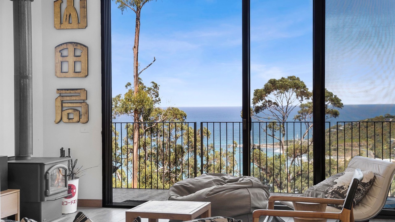 Photo of Livingroom in Wye River