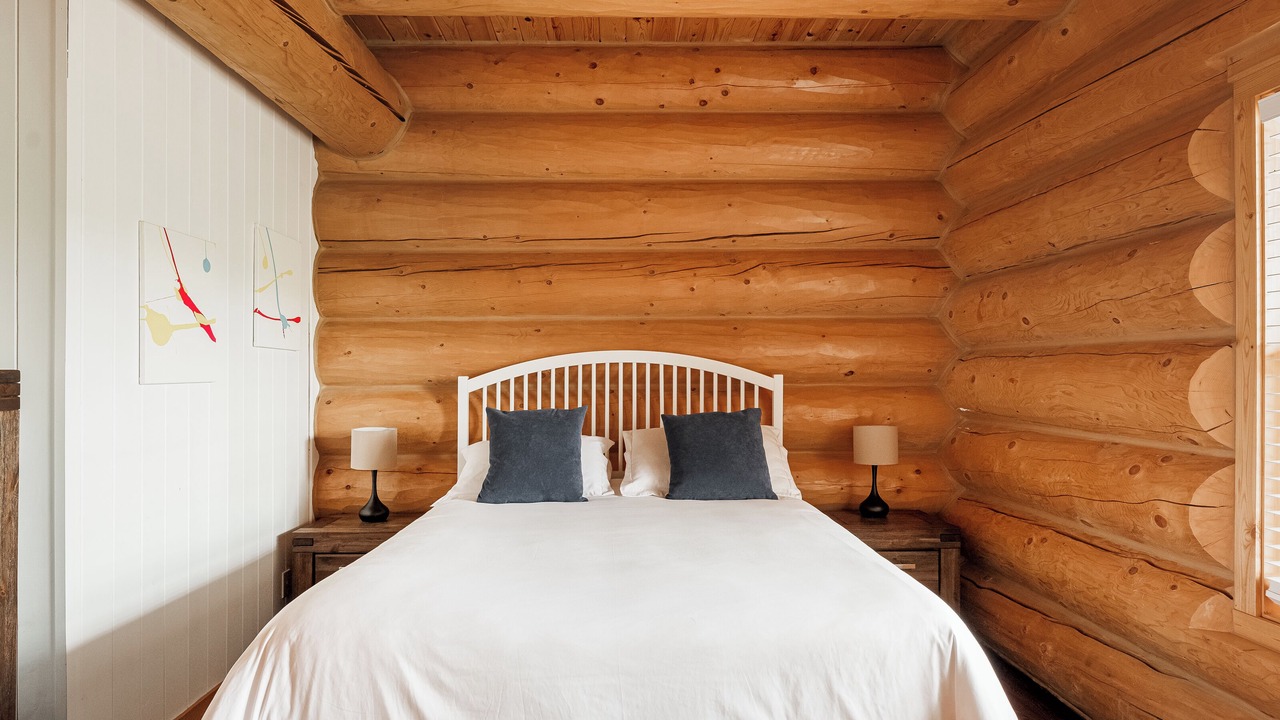 Photo of Bedroom in Fiddler Lake Resort