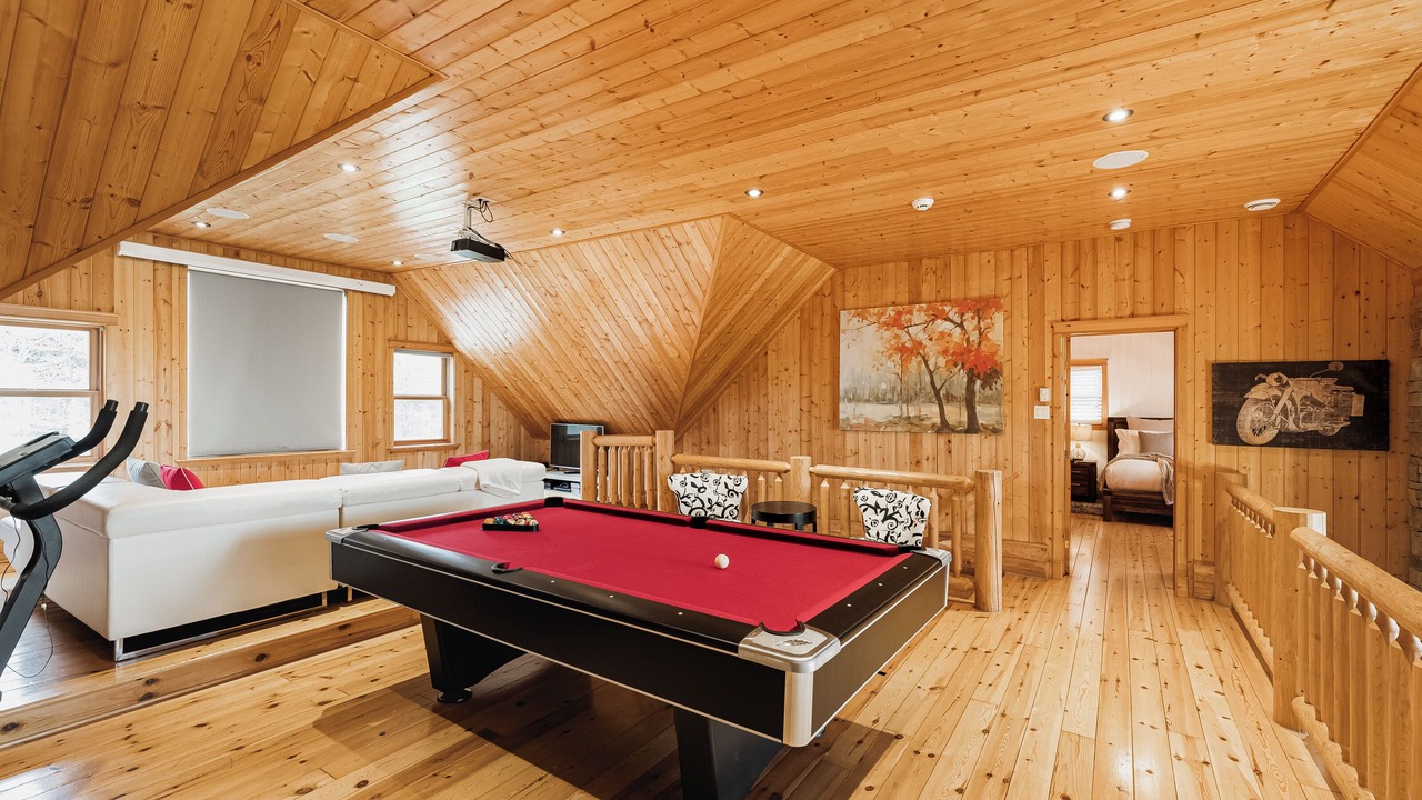Photo of Bedroom in Fiddler Lake Resort