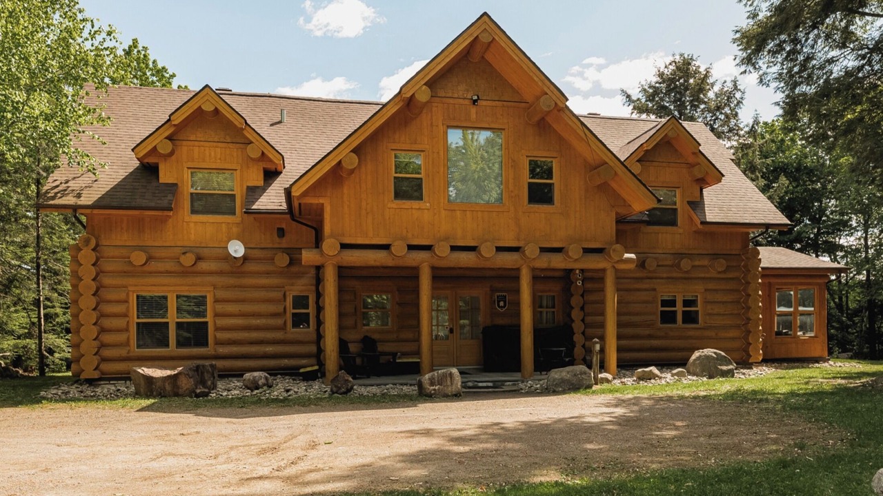Photo of Outdoor in Fiddler Lake Resort