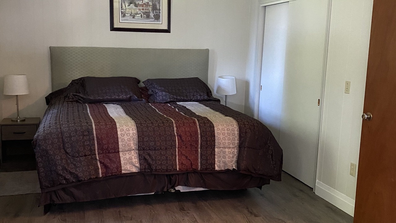 Photo of Bedroom in Kawartha Lakes