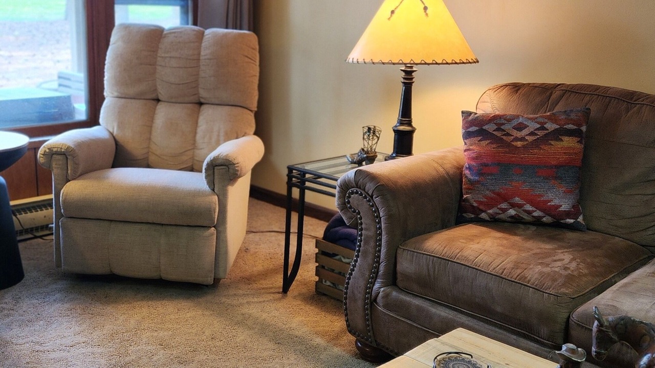 Photo of Livingroom in Thompsonville