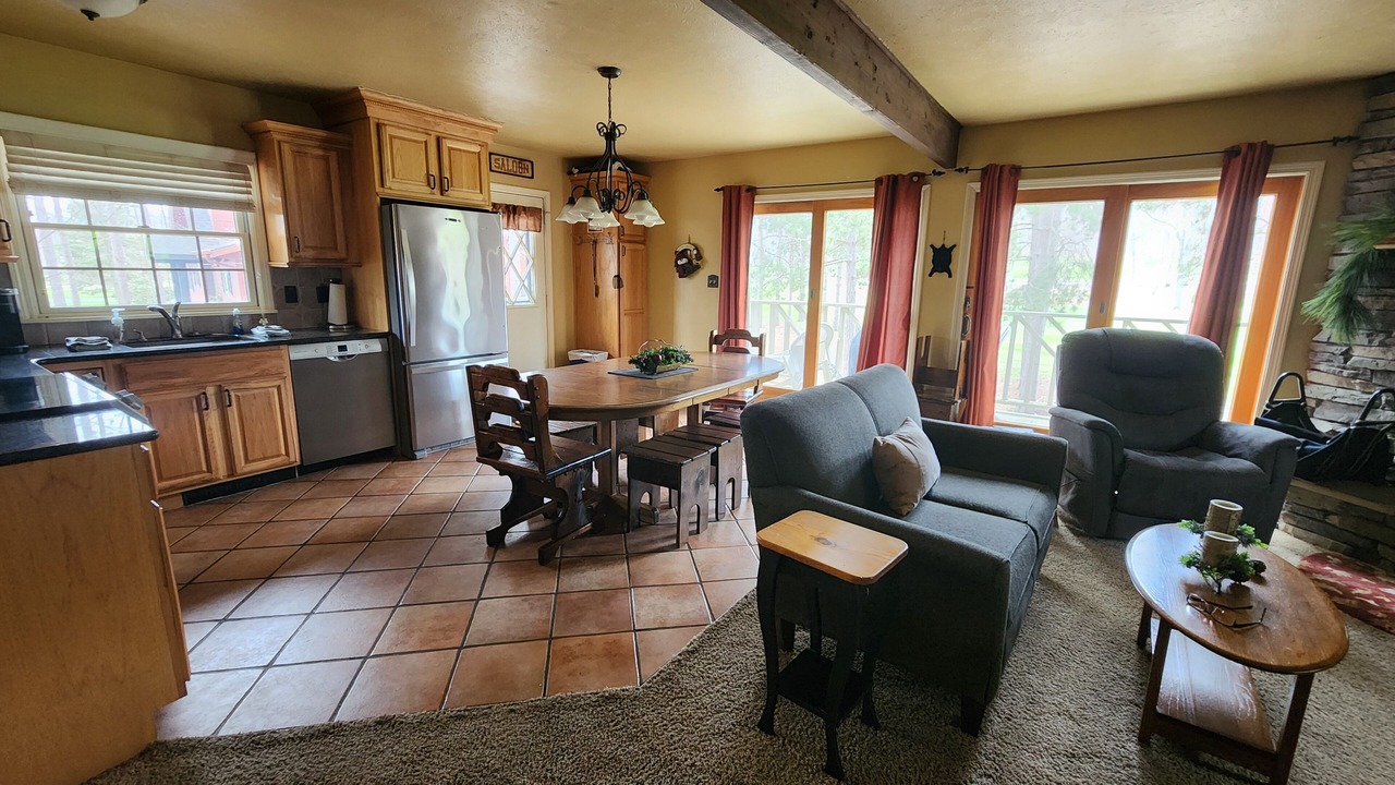 Photo of Livingroom in Thompsonville