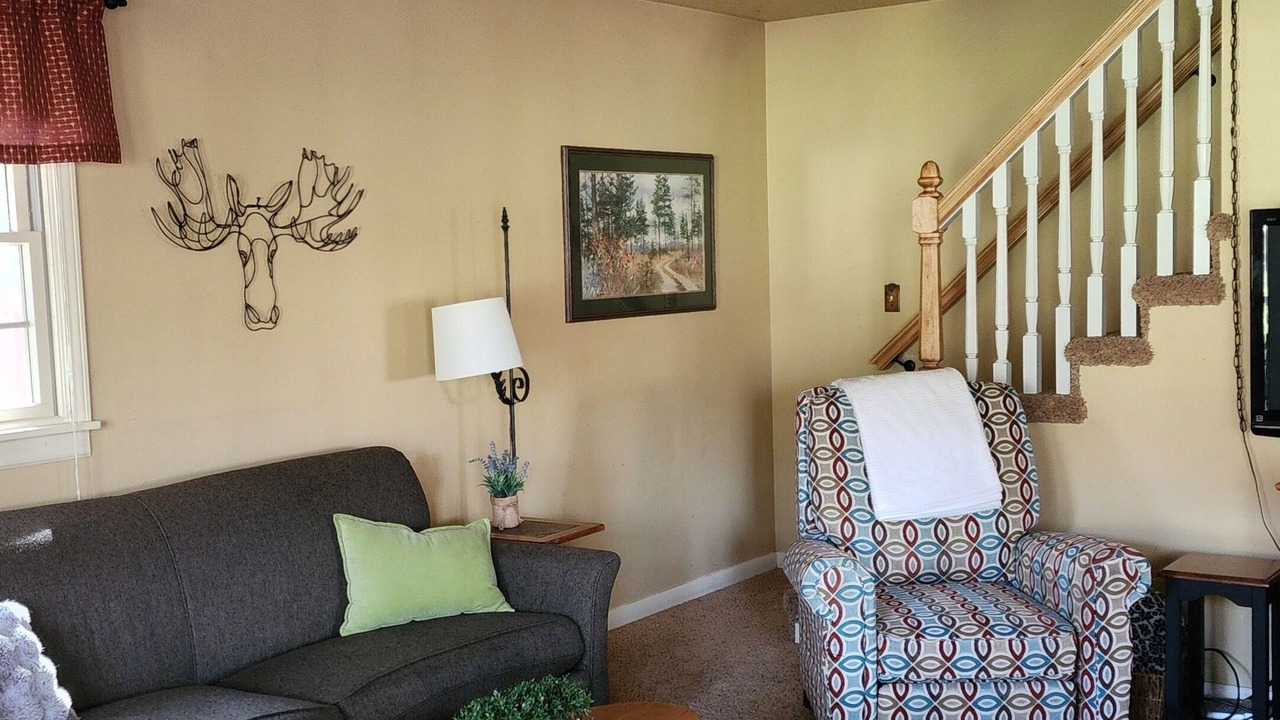 Photo of Livingroom in Thompsonville
