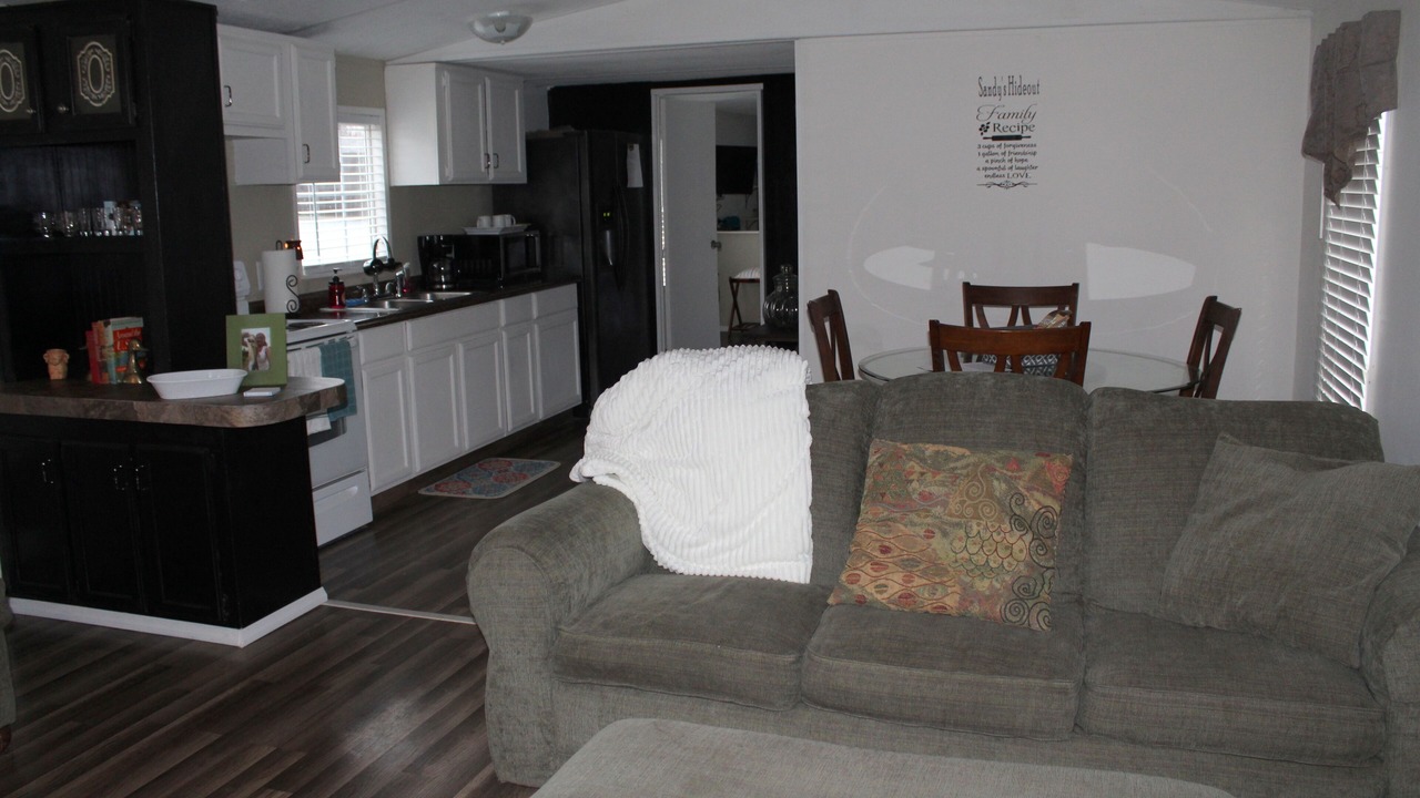 Photo of Livingroom in Kuttawa