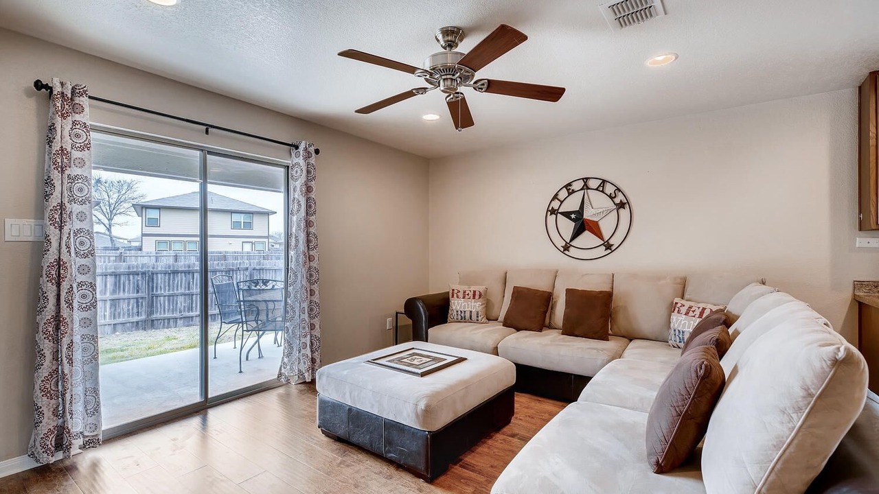 Photo of Livingroom in West San Antonio