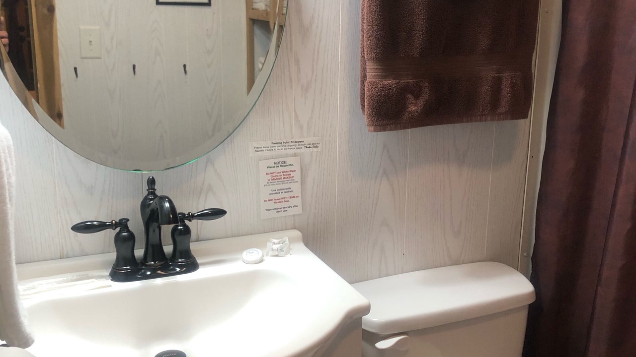 Photo of Bathroom in Breaux Bridge