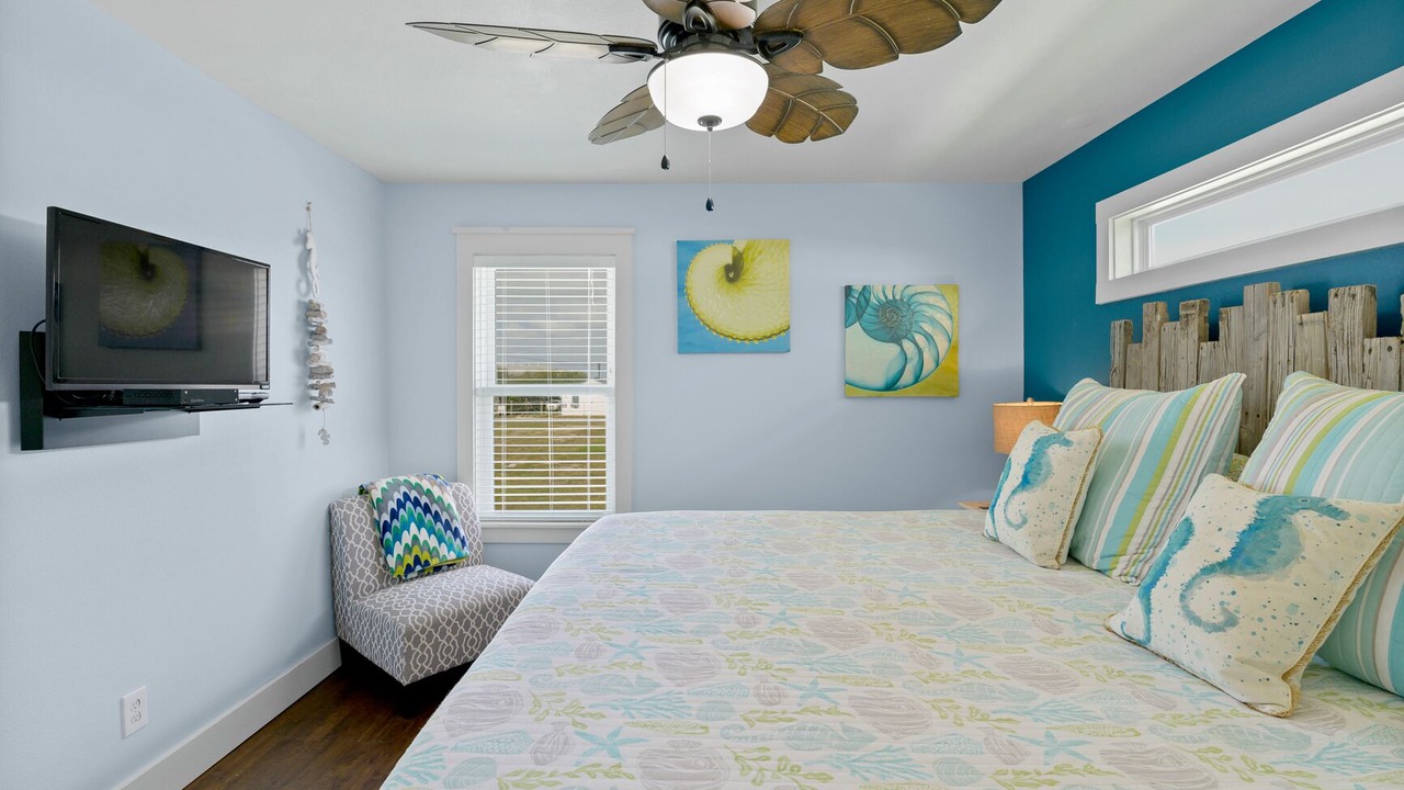 Photo of Bedroom in North Beach