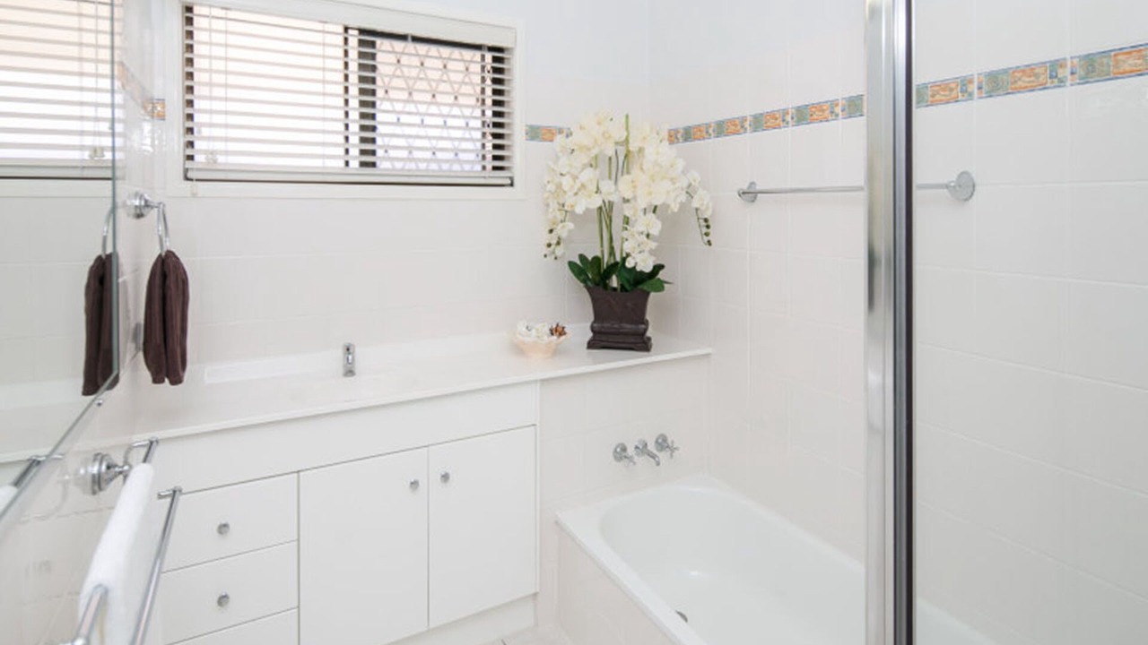 Photo of Bathroom in Raby Bay