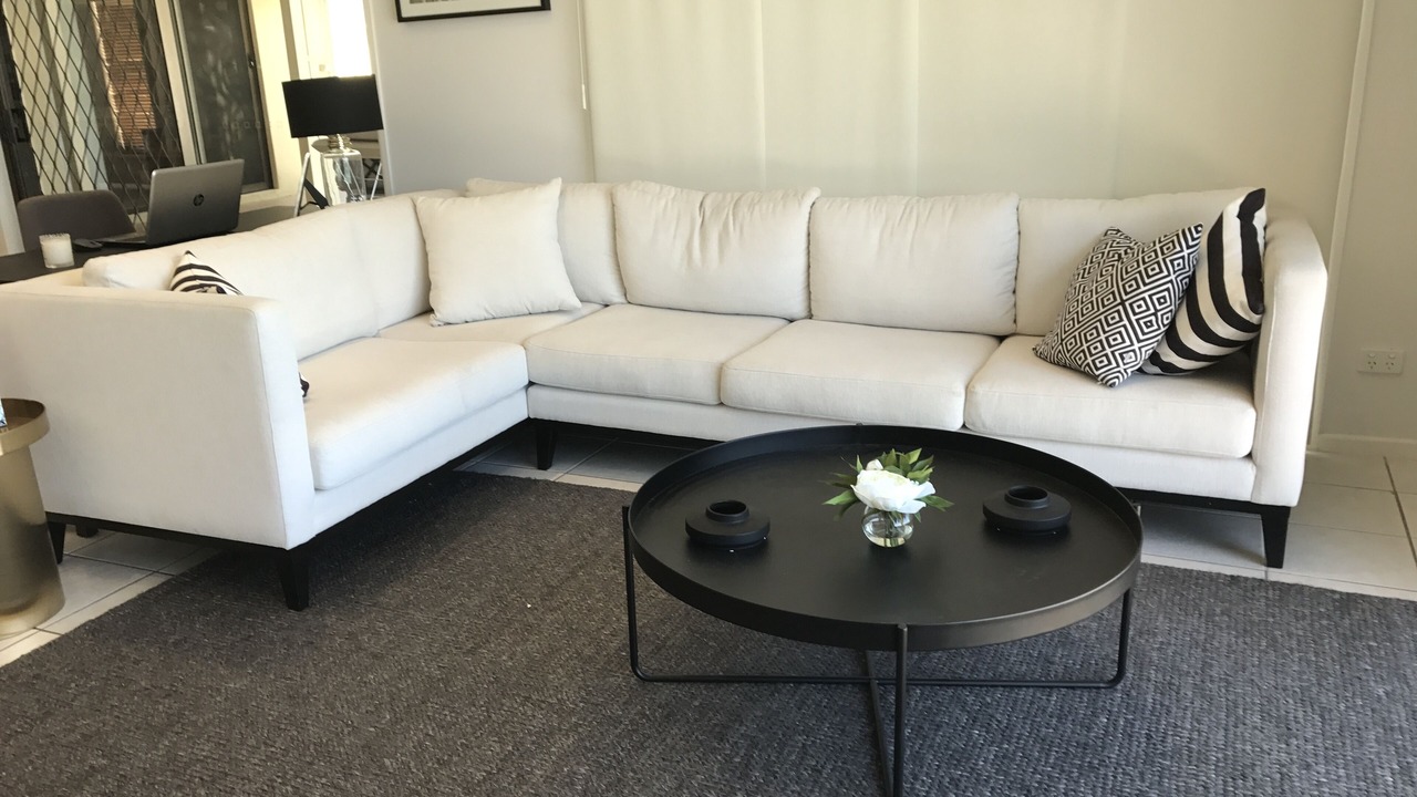 Photo of Livingroom in Raby Bay