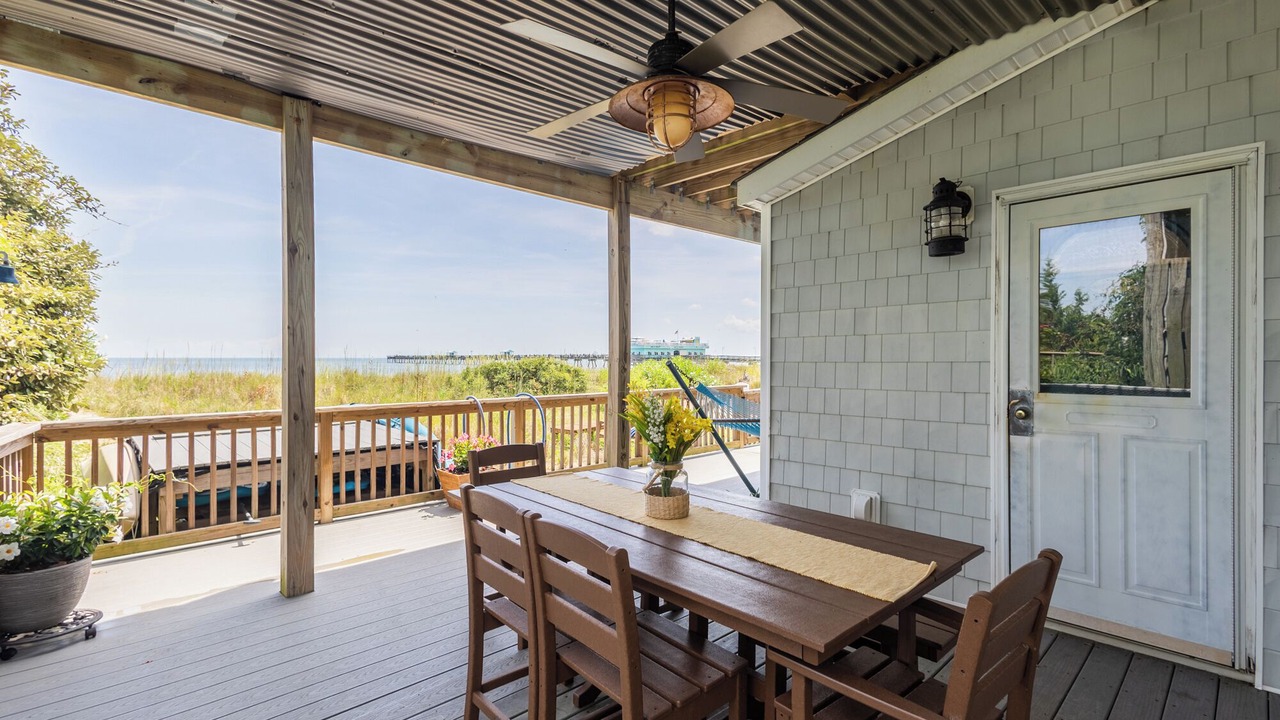 Photo of Outdoor in Willoughby Spit