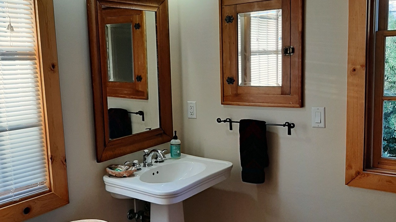 Photo of Bathroom in Multnomah Village