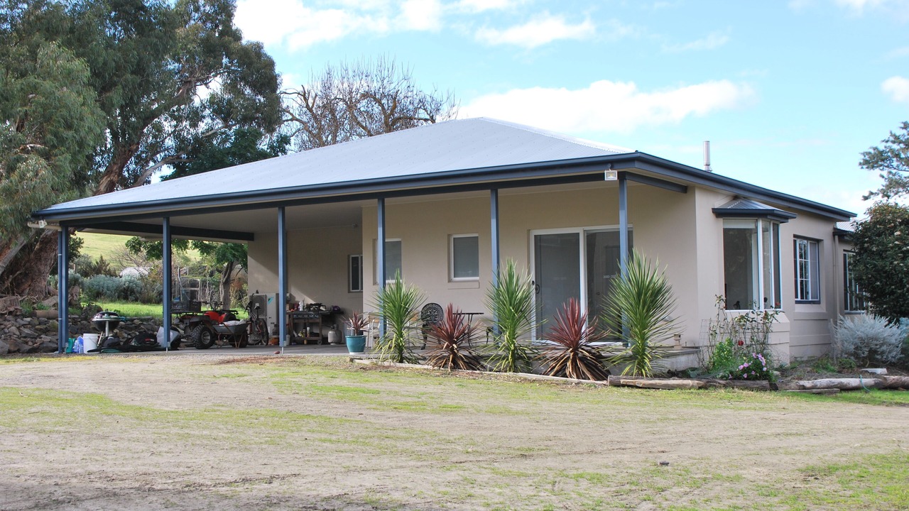 Photo of Outdoor in Back Valley